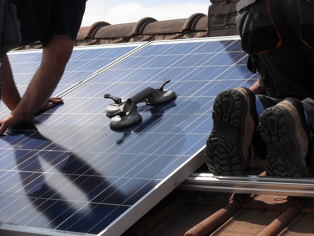 Les bénéfices d&rsquo;une installation de panneaux solaires